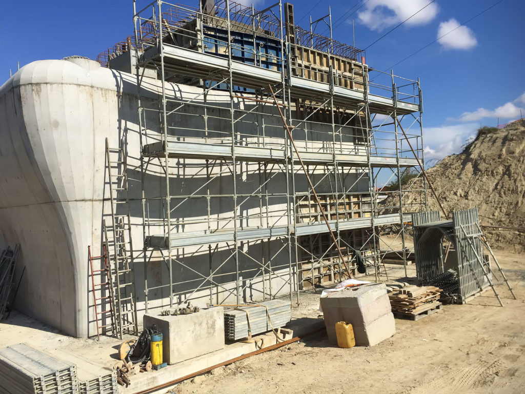 ca-nova-riqualificazione-spazi-materiali-pregio-autostrada-brennero-16